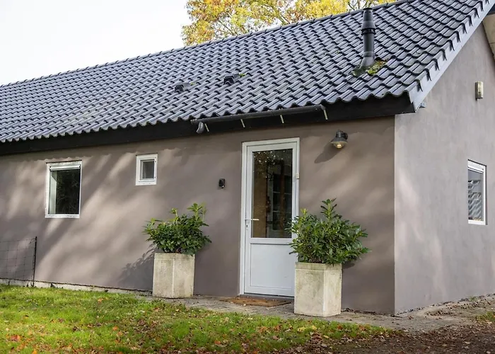 Landelijk Gelegen De Kleine Wulfter