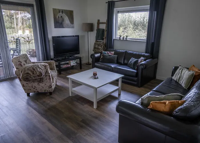 Landelijk Gelegen De Kleine Wulfter Holiday home